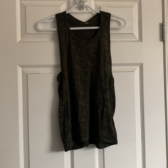 Lululemon Run For Days Tank - Picture 3 of 5